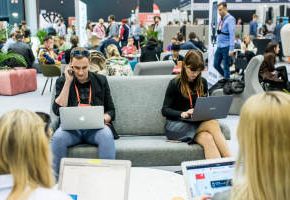 Grow with Tech: Can Traditional Venture Capitalists Survive?