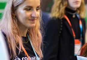 Pracujesz w IT? Oto 6 powodów, dla których warto chodzić na konferencje IT, takie jak Infoshare DEV