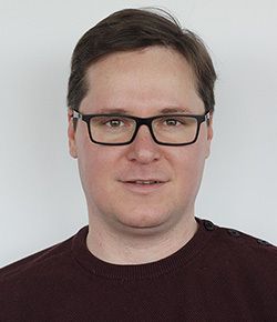 Kamil Pakur