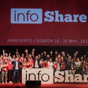 The team and volunteers of infoShare 2016